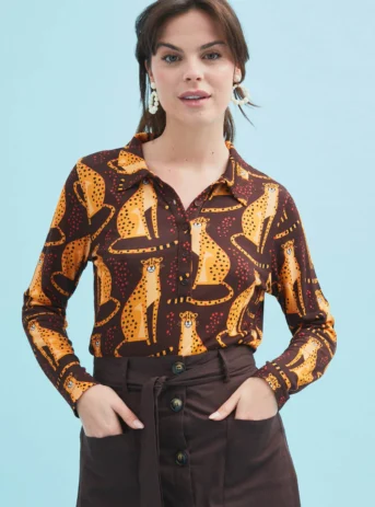 Camisa estampado de leopardos, en tonos marrones. Ideal para el otoño